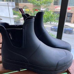 Tretorn women’s rain boots